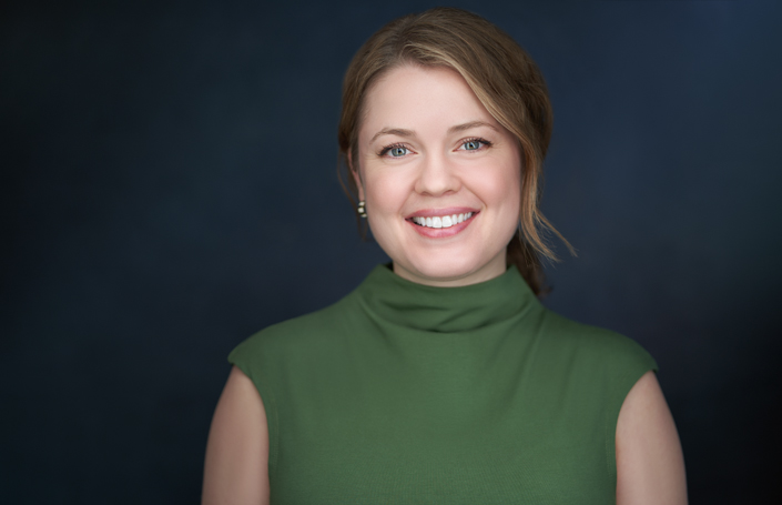 headshot  Retouching Service after photo